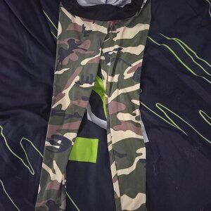 TikTok pants no brand, medium fit